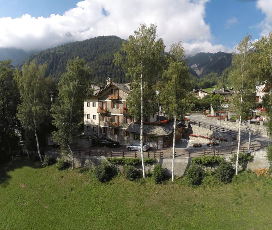 Hotel Stella Del Nord كورمايور المظهر الخارجي الصورة