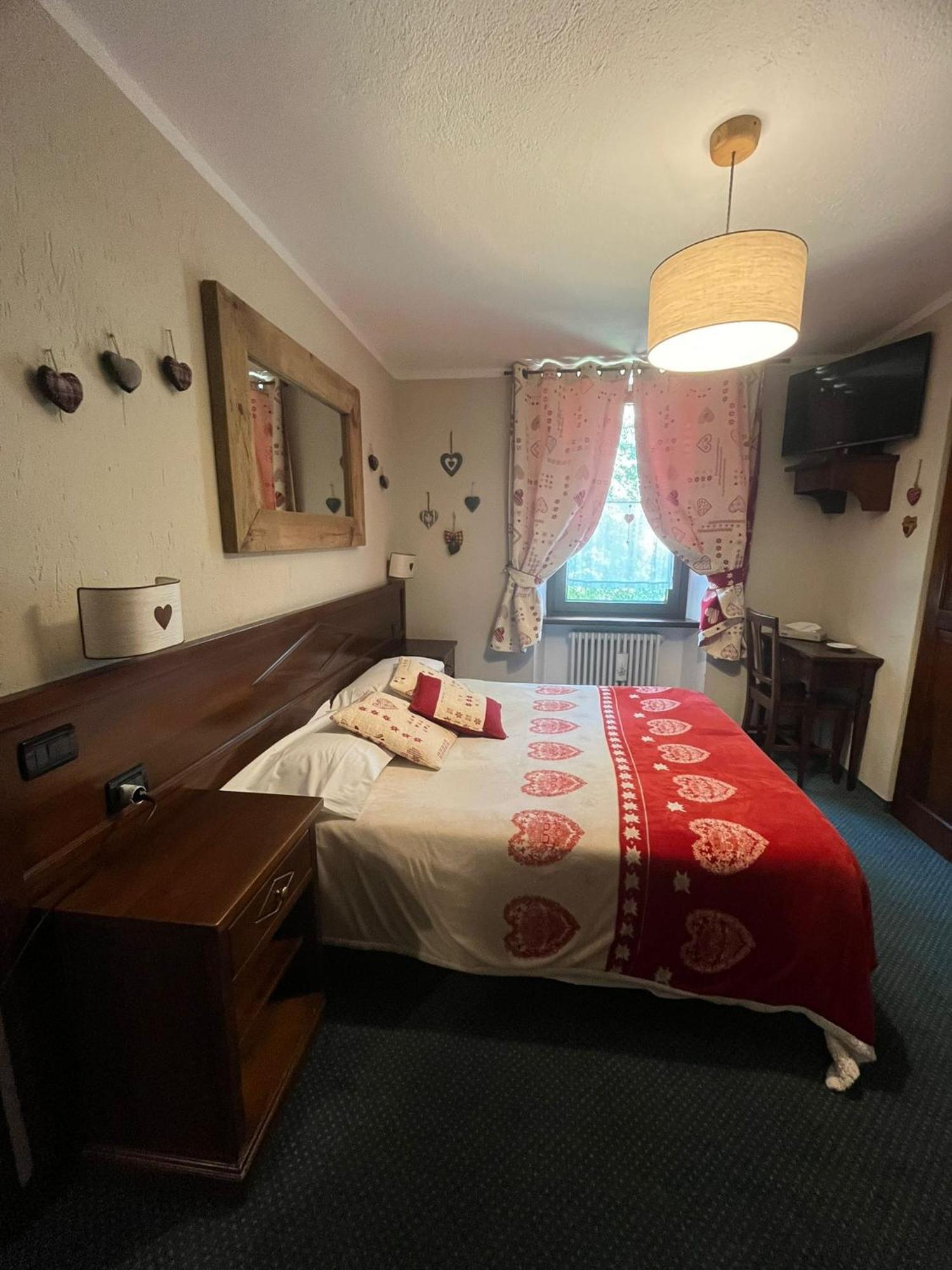 Hotel Stella Del Nord كورمايور المظهر الخارجي الصورة